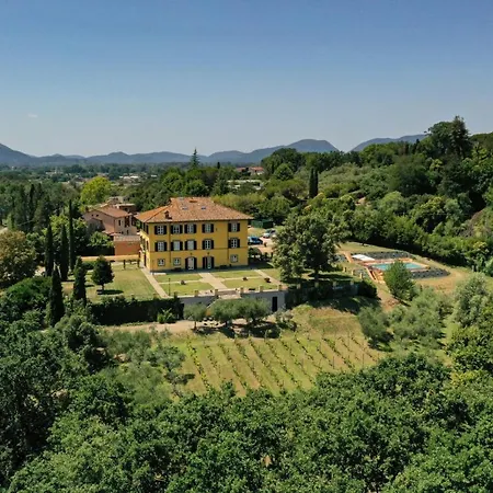 Villa Pacini - Just 1,8 Km Outside - Pool *